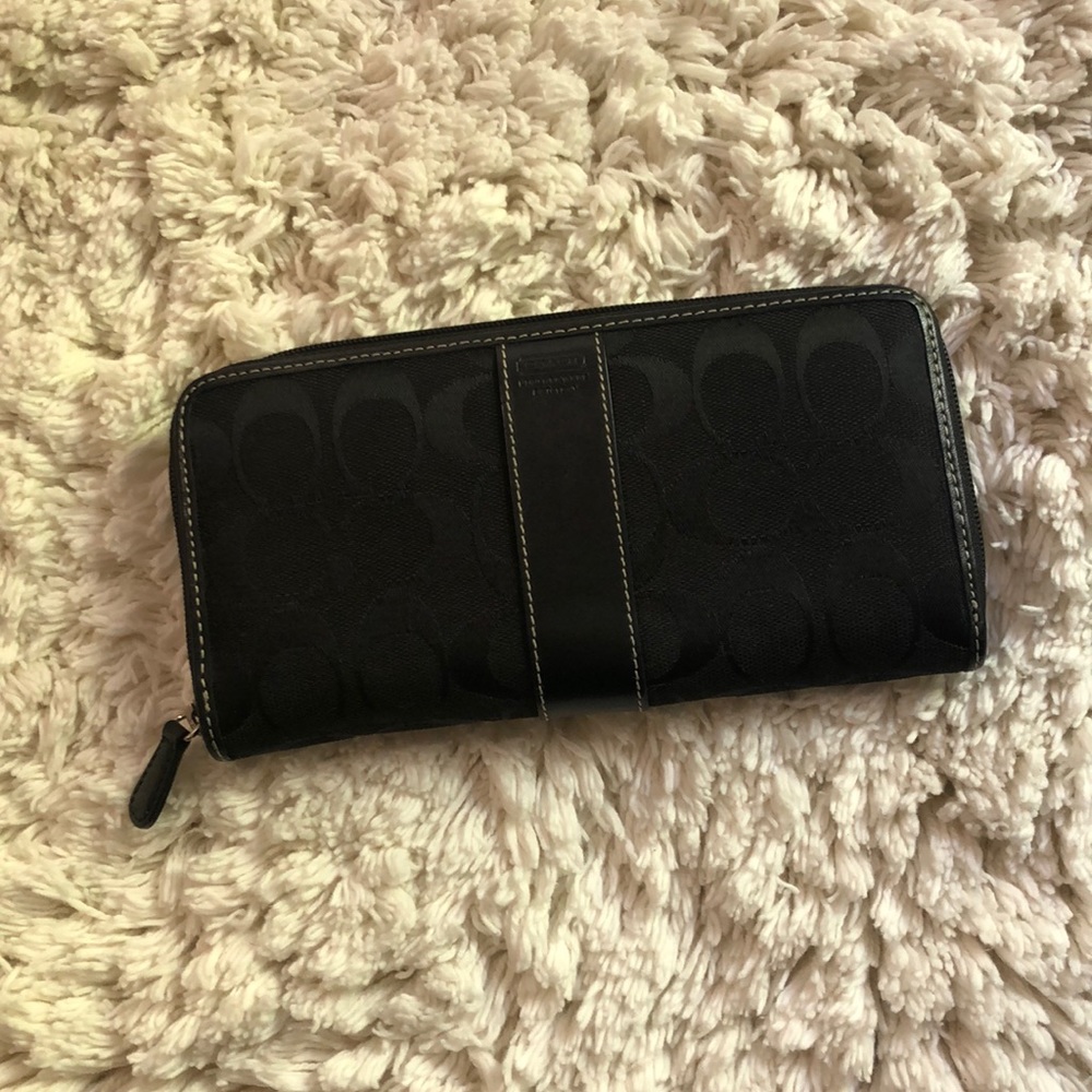 Coach Signature Accordion Wallet